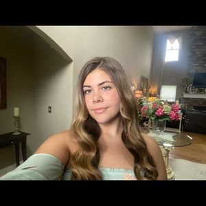 Meet your Posher, Gabby